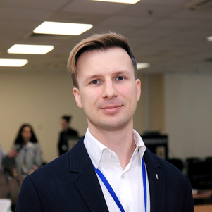 Николай Емельянов